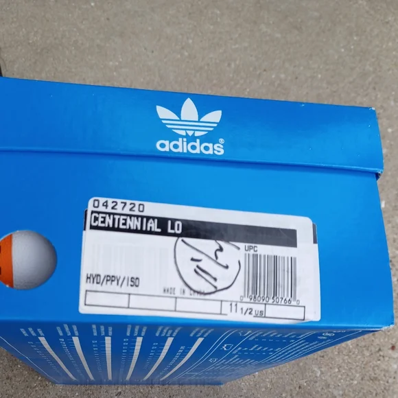 Vintage mens Adidas Centennial Retro sneakers NEW 11.5 - Picture 3 of 3